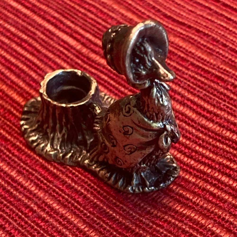 Peter Rabbit Pewter Birthday Candle Holders - Picture 4 of 12